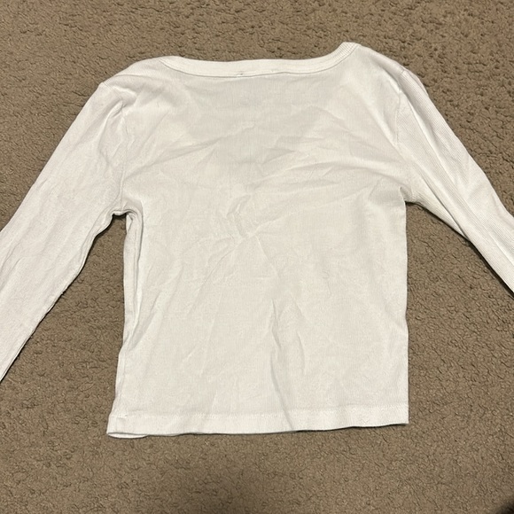White thermal V-neck - Picture 2 of 2